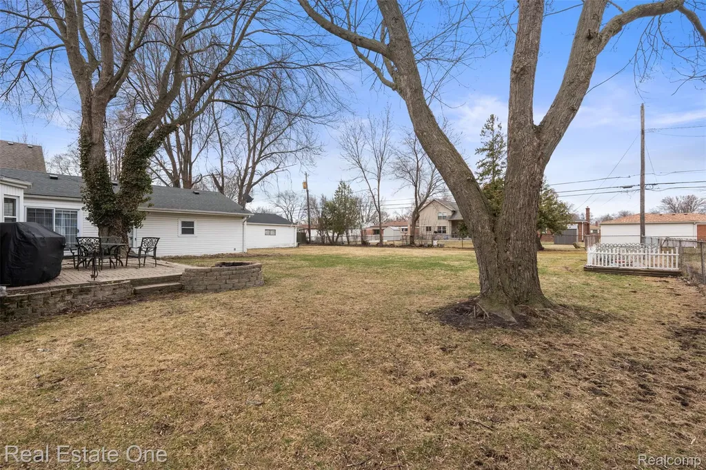 23340 Joy Street St. Clair Shores City MI 48082