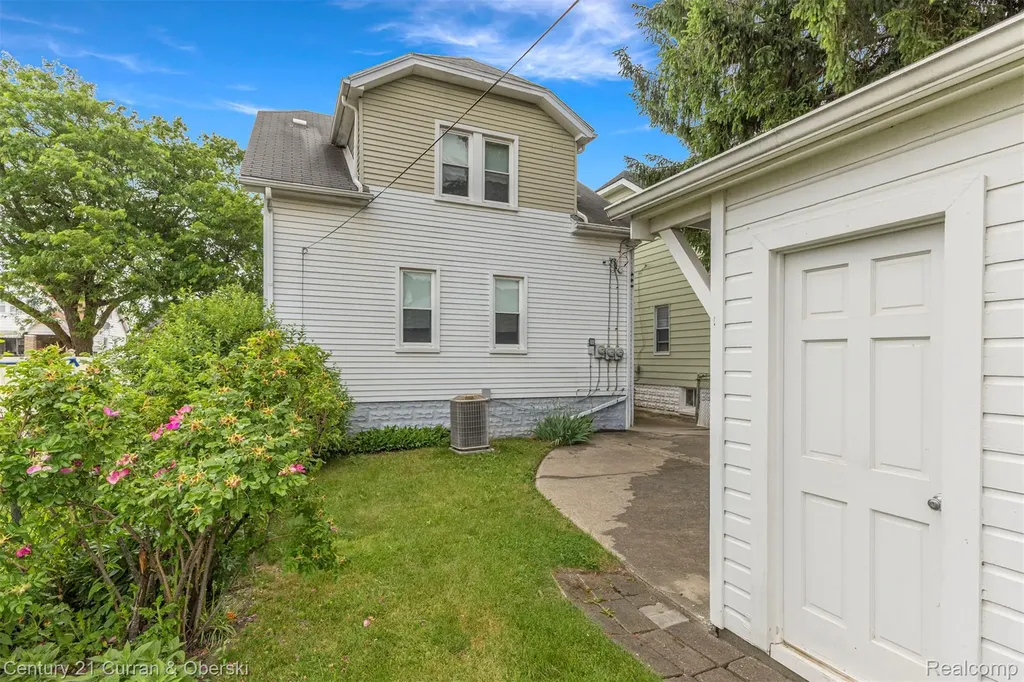 6315 Steadman Street Dearborn City MI 48126