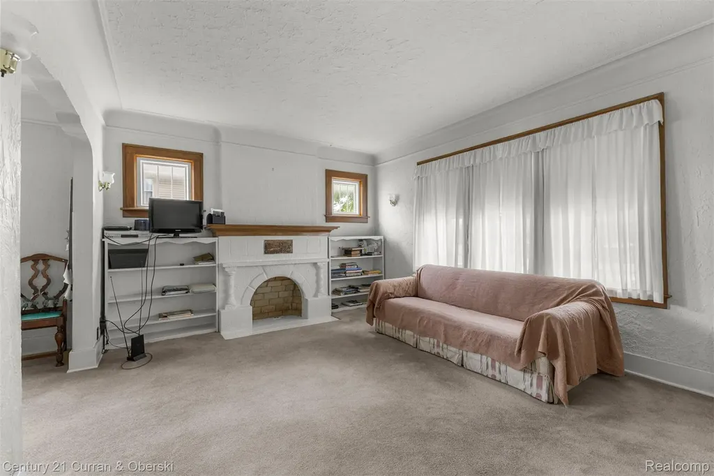 6315 Steadman Street Dearborn City MI 48126