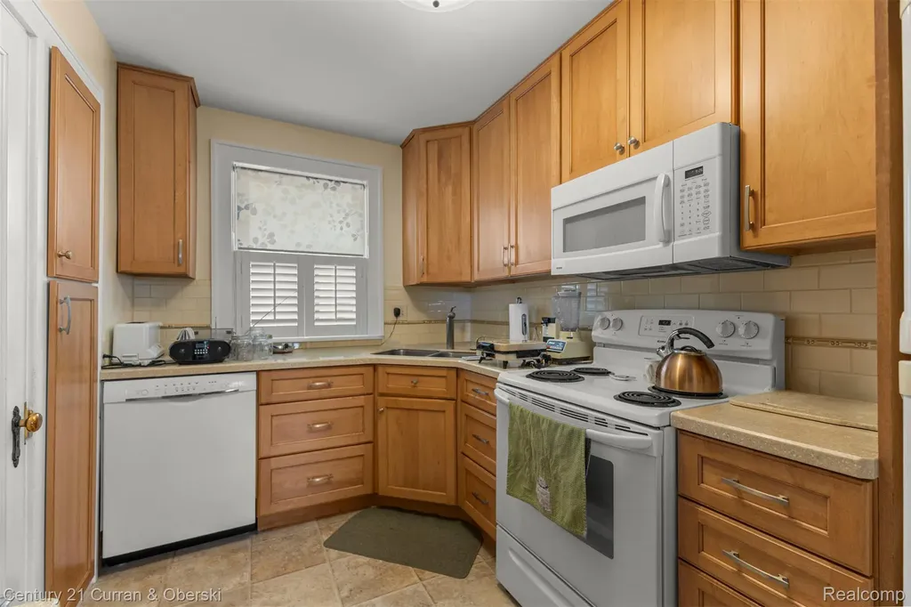 6315 Steadman Street Dearborn City MI 48126