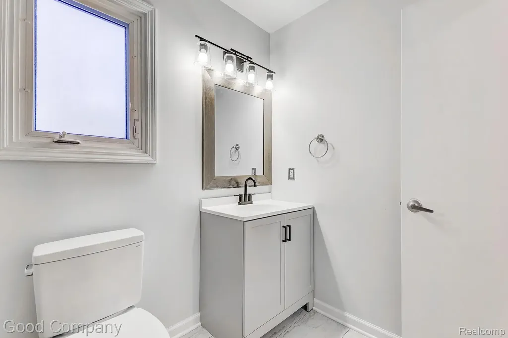 9526 Montgold Avenue White Lake Charter Township MI 48386