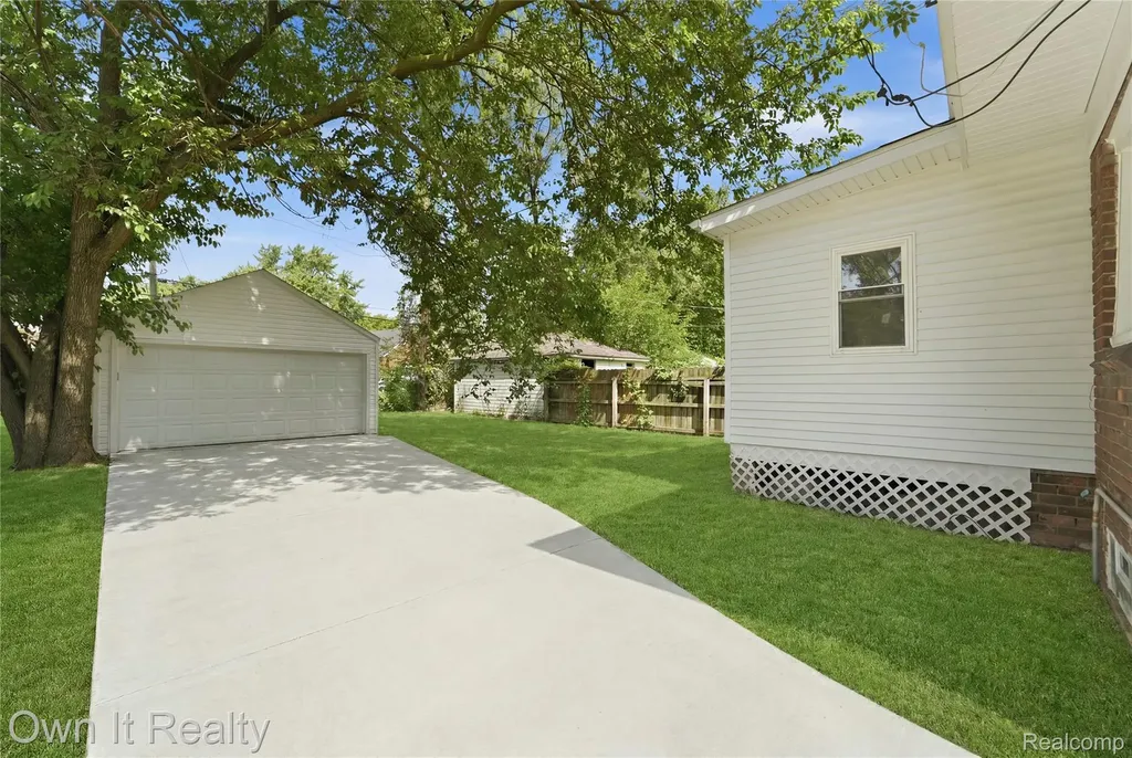 17351 Appoline Street Detroit City MI 48235
