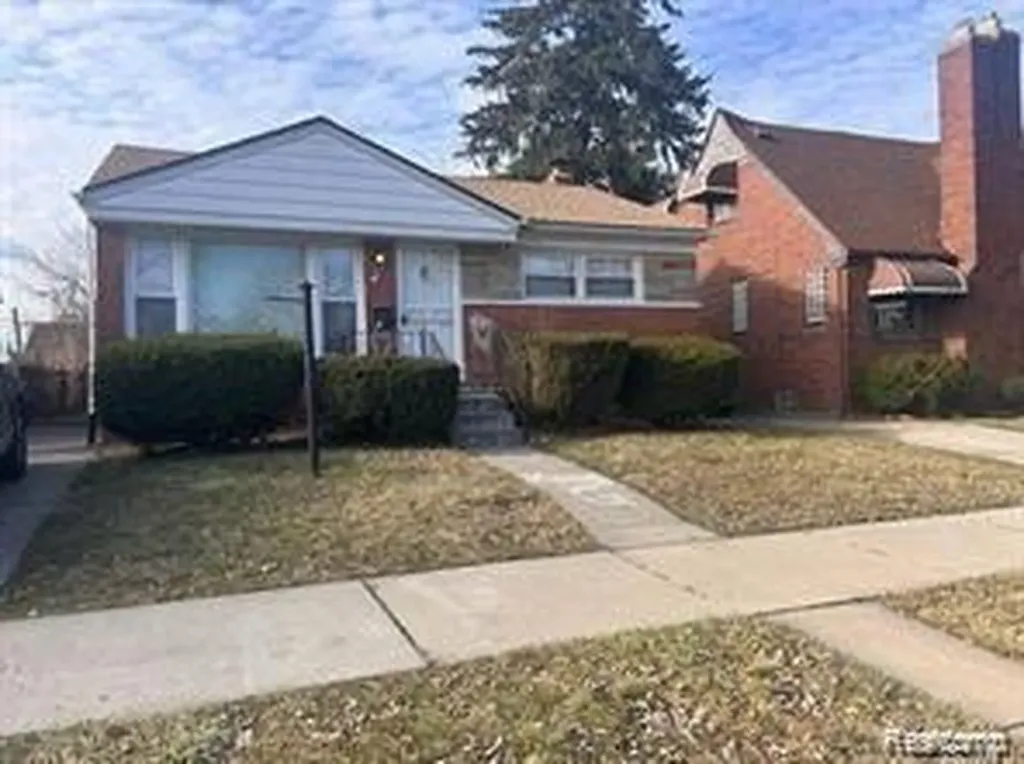 8835 Robson Street Detroit City MI 48228