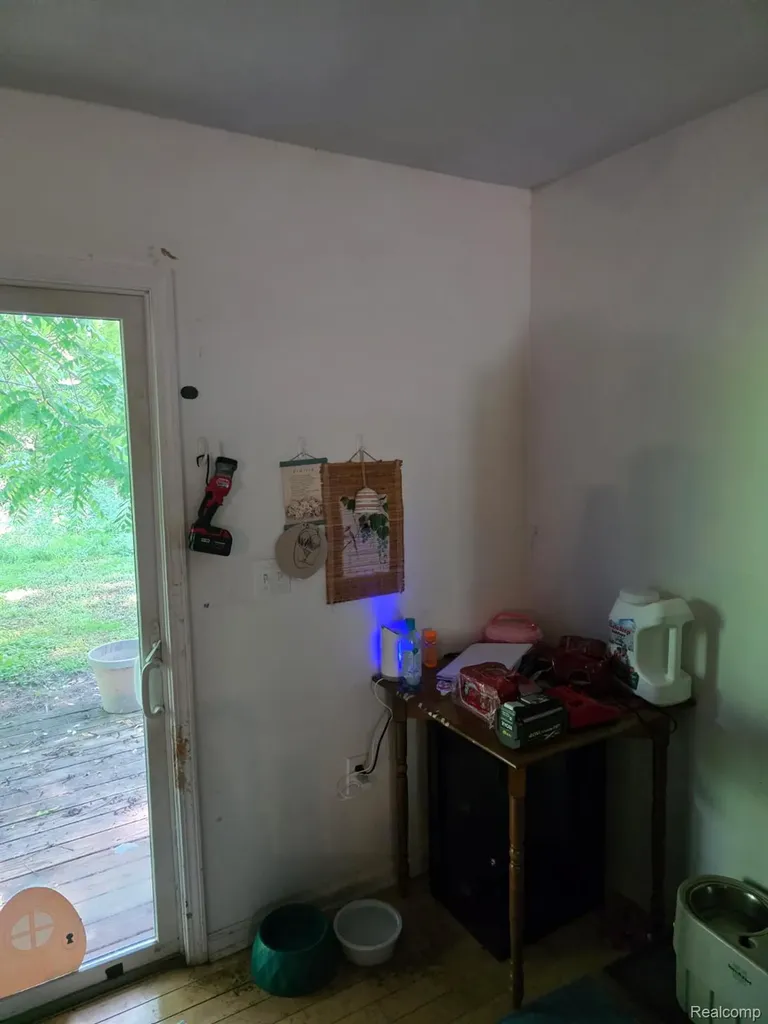2972 E Textile Road Ann Arbor City MI 48108