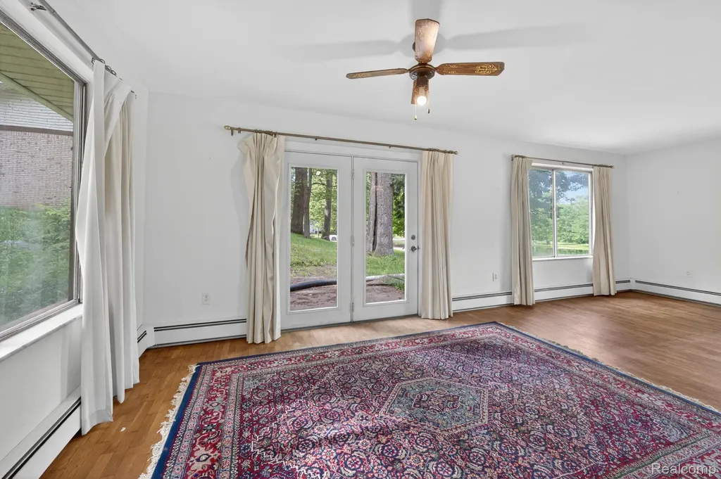 11035 White Oak Drive Vienna Charter Township MI 48420