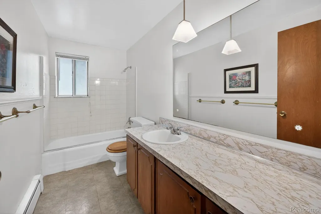 11035 White Oak Drive Vienna Charter Township MI 48420