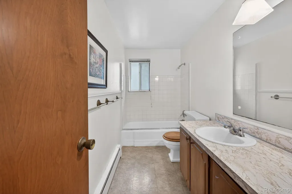 11035 White Oak Drive Vienna Charter Township MI 48420