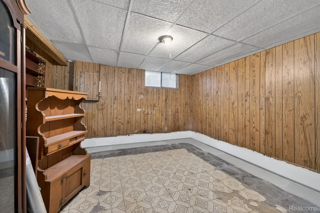 11035 White Oak Drive Vienna Charter Township MI 48420