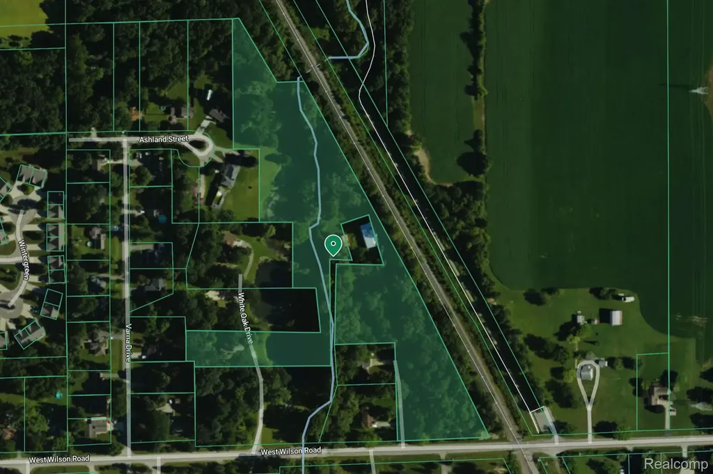 11035 White Oak Drive Vienna Charter Township MI 48420