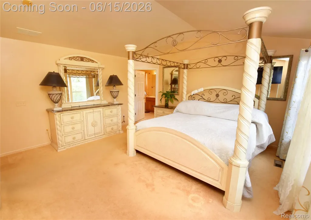 6240 Moonstone Court Grand Blanc Charter Township MI 48439