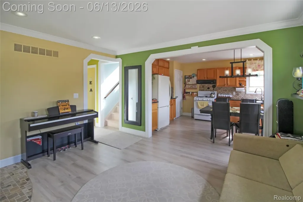 5953 Cooper Street Taylor City MI 48180
