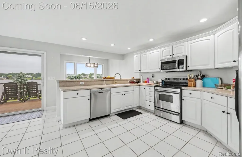 8609 Odowling Franklin Township MI 49265