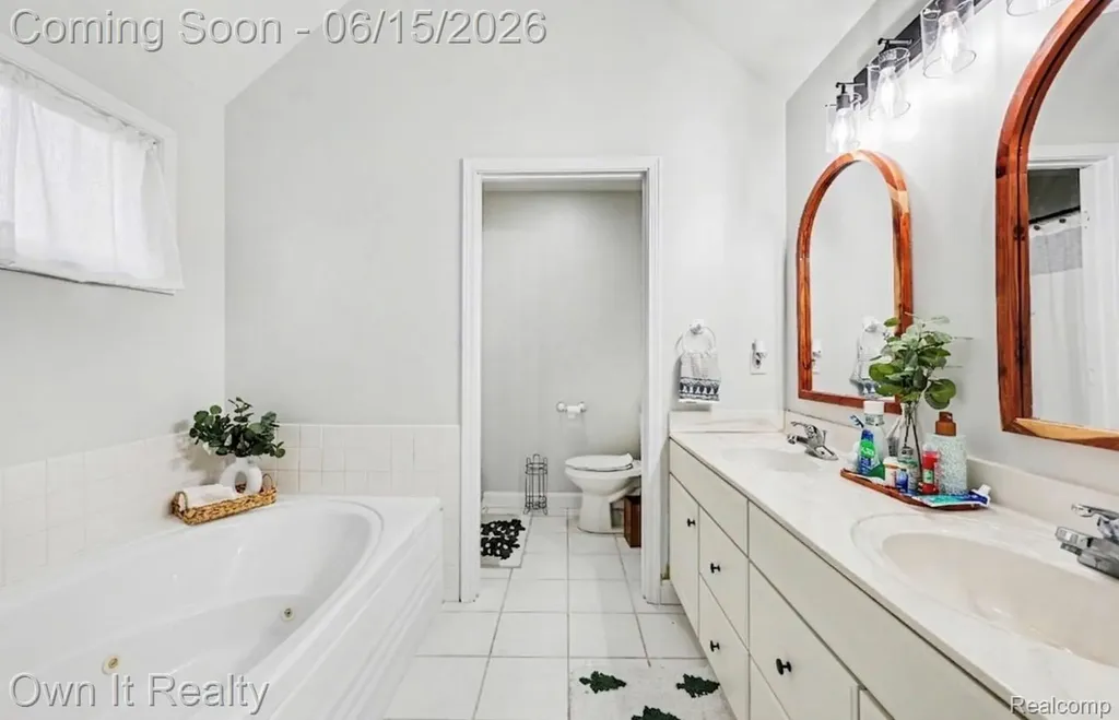 8609 Odowling Franklin Township MI 49265
