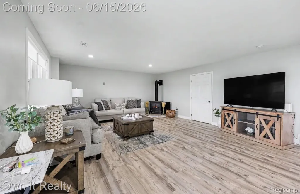8609 Odowling Franklin Township MI 49265