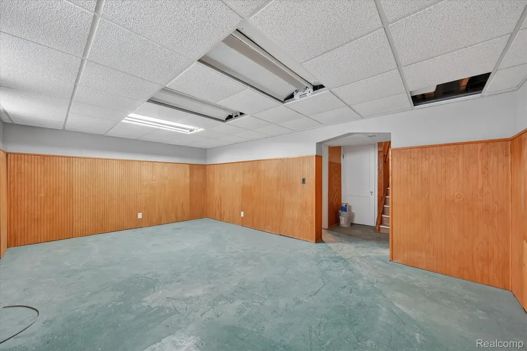 19921 Warrington Drive Detroit City MI 48221