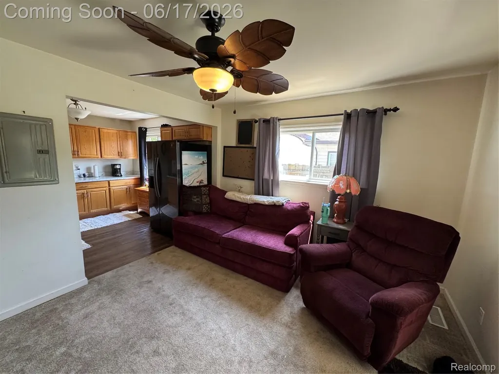 27039 Alden Street Madison Heights City MI 48071