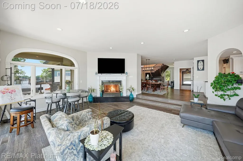 997 Thompson Shore Drive Oceola Township MI 48843