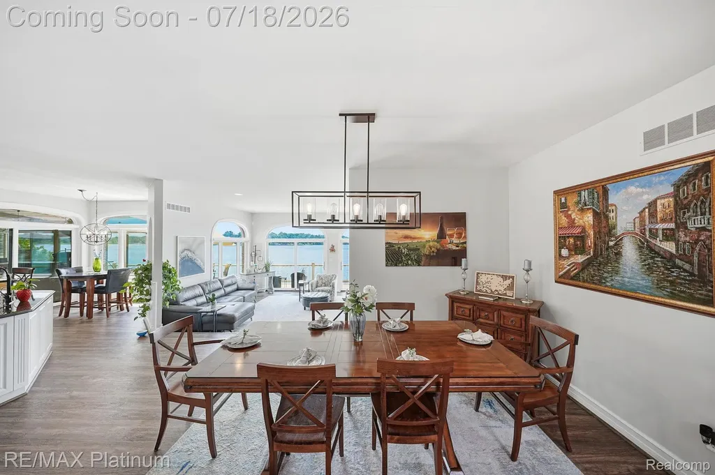 997 Thompson Shore Drive Oceola Township MI 48843