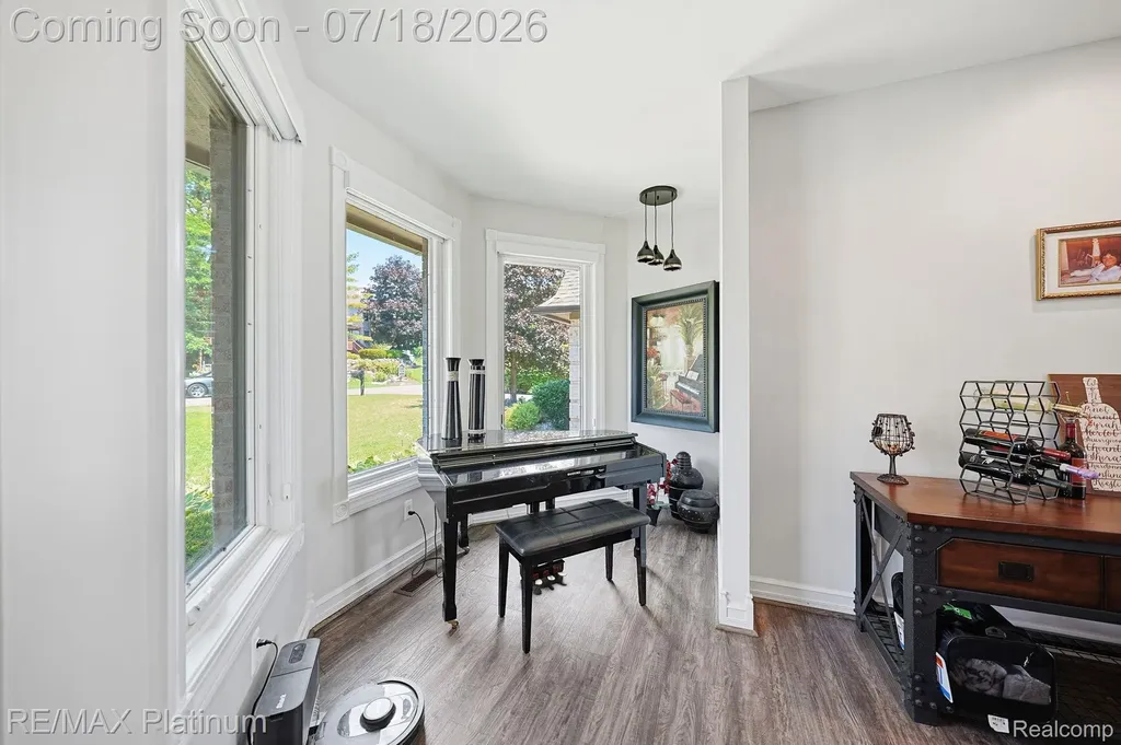 997 Thompson Shore Drive Oceola Township MI 48843