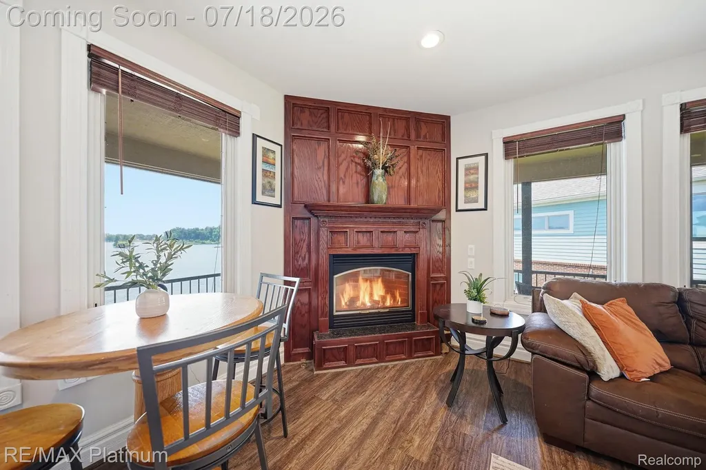 997 Thompson Shore Drive Oceola Township MI 48843