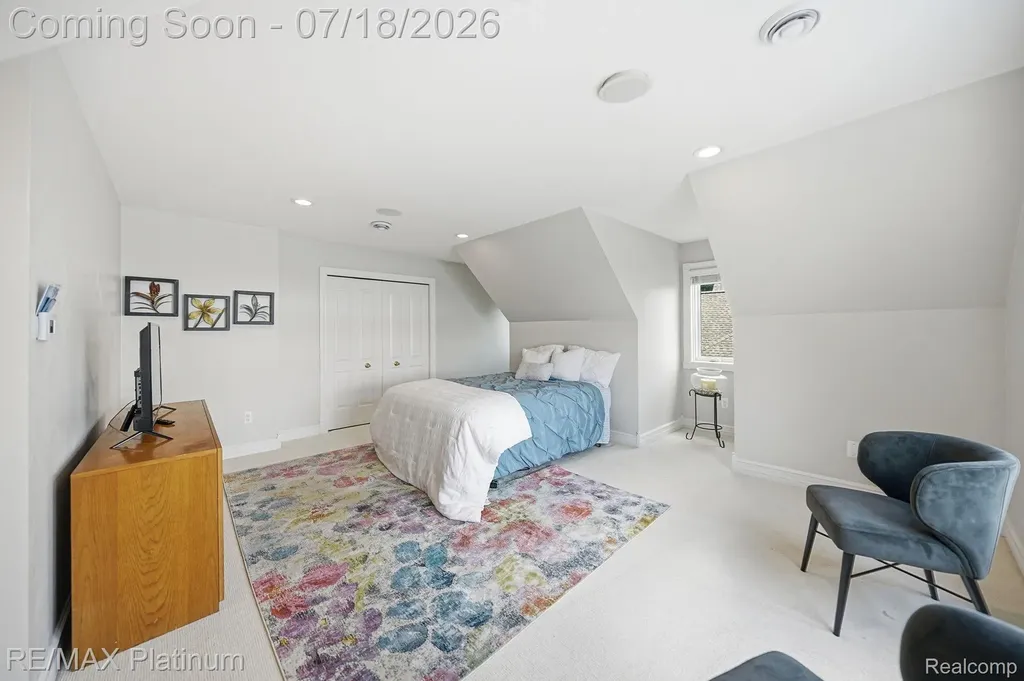 997 Thompson Shore Drive Oceola Township MI 48843