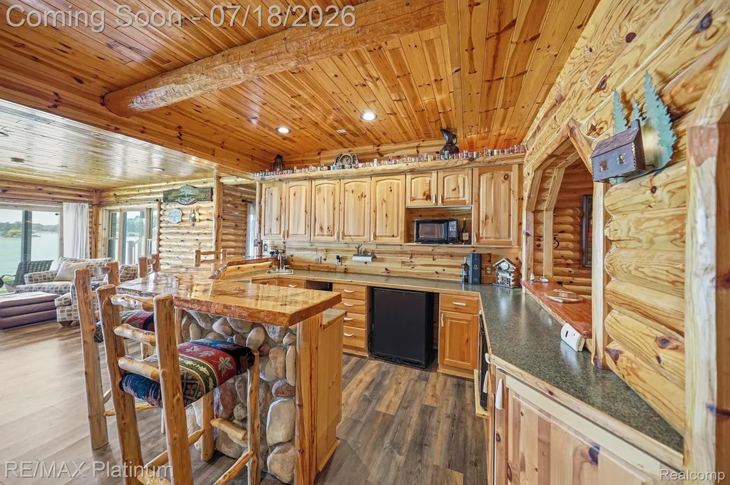 997 Thompson Shore Drive Oceola Township MI 48843