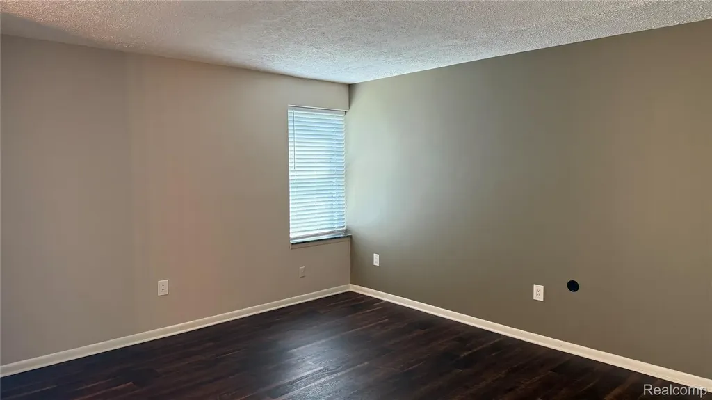 33249 Fargo Street Livonia City MI 48152