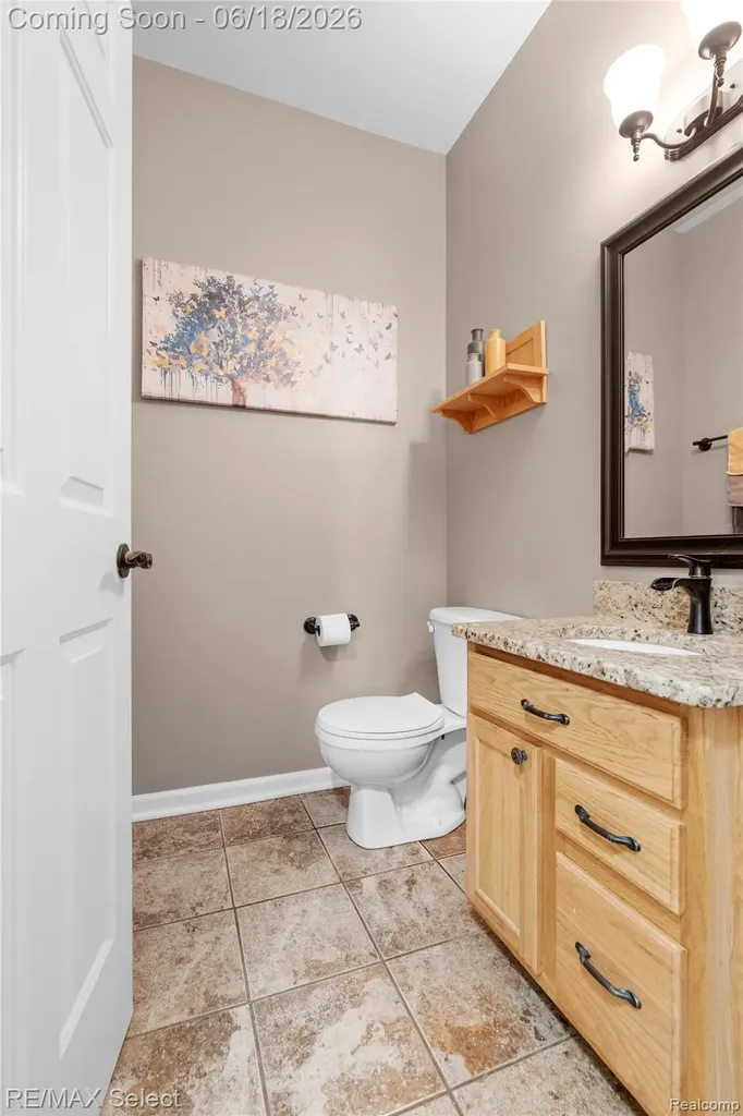 4135 Maplewood Meadows Avenue Burton City MI 48439