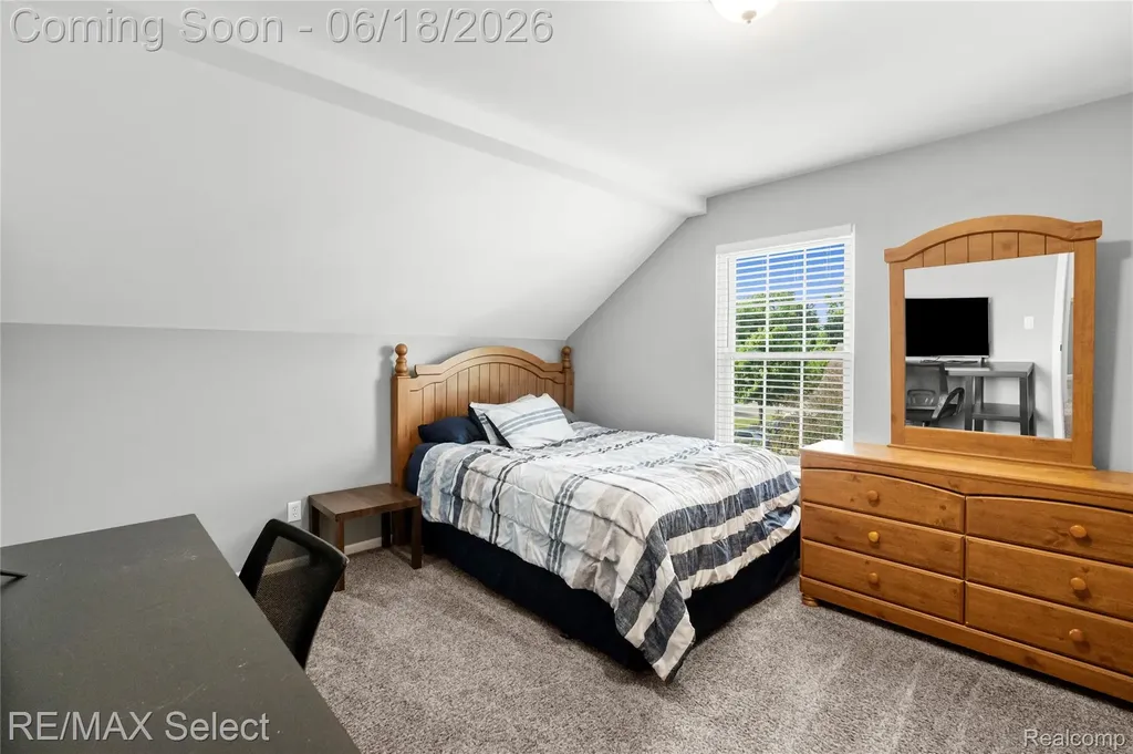 4135 Maplewood Meadows Avenue Burton City MI 48439