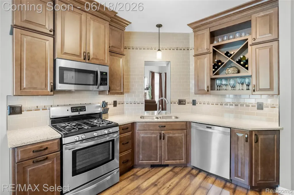 4135 Maplewood Meadows Avenue Burton City MI 48439