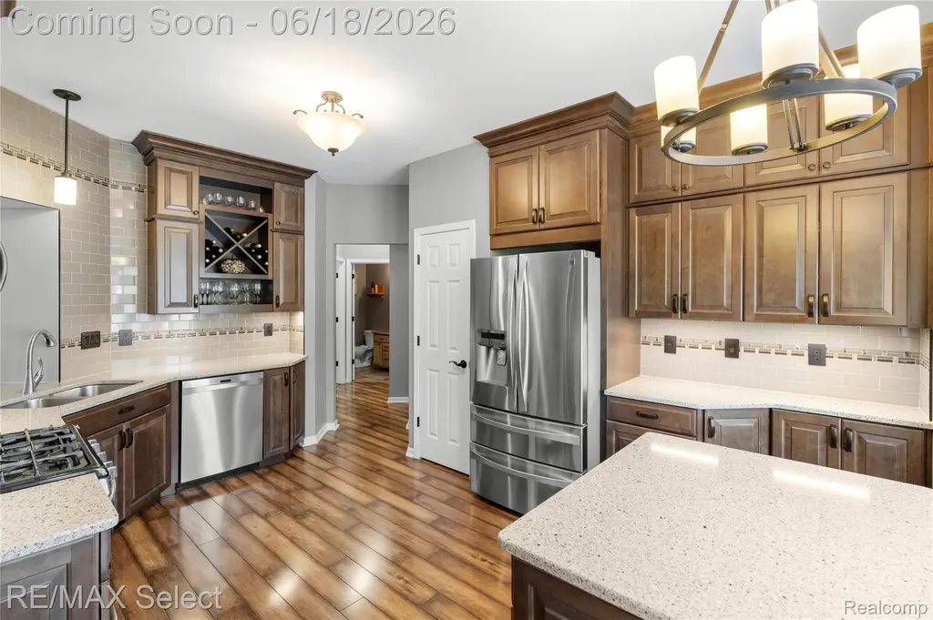 4135 Maplewood Meadows Avenue Burton City MI 48439