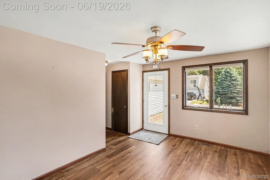 14174 Dartmouth Drive Fenton Charter Township MI 48430
