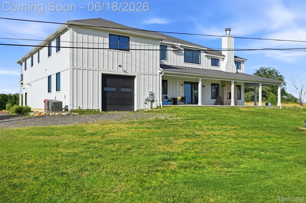 31100 S River Road Harrison Charter Township MI 48045