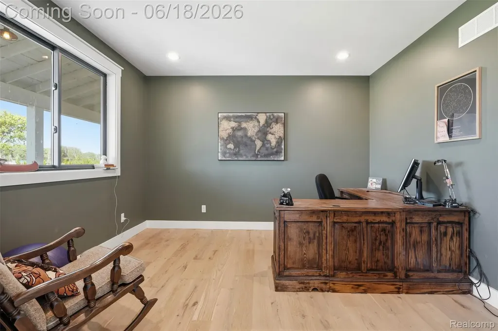 31100 S River Road Harrison Charter Township MI 48045
