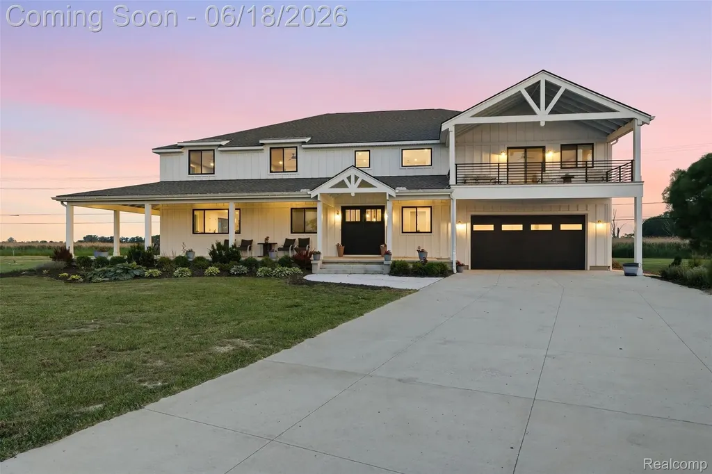 31100 S River Road Harrison Charter Township MI 48045