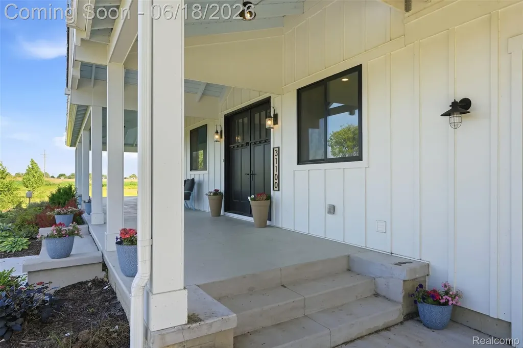 31100 S River Road Harrison Charter Township MI 48045