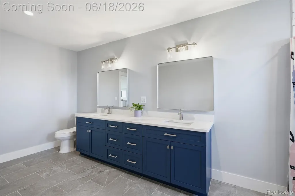 31100 S River Road Harrison Charter Township MI 48045
