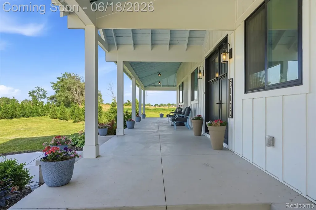 31100 S River Road Harrison Charter Township MI 48045