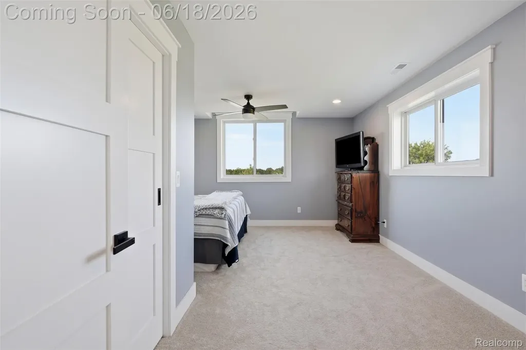 31100 S River Road Harrison Charter Township MI 48045