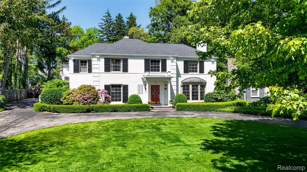 66 Oxford Road Village Of Grosse Pointe Shores City MI 48236