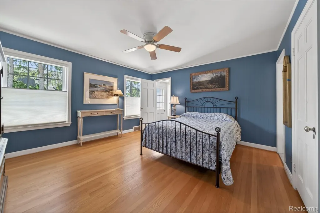 66 Oxford Road Village Of Grosse Pointe Shores City MI 48236