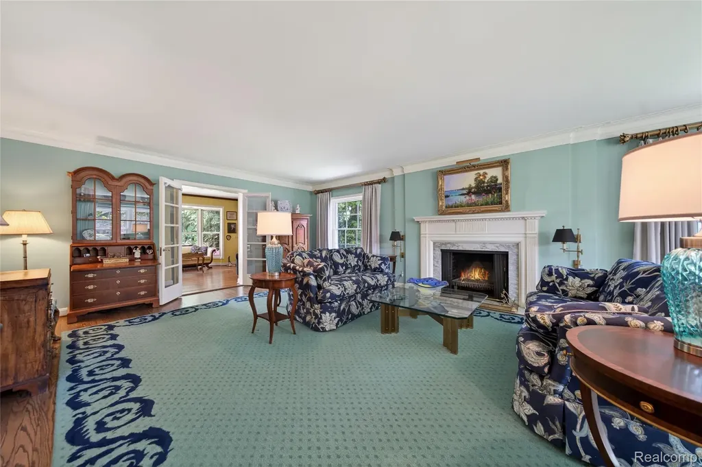 66 Oxford Road Village Of Grosse Pointe Shores City MI 48236