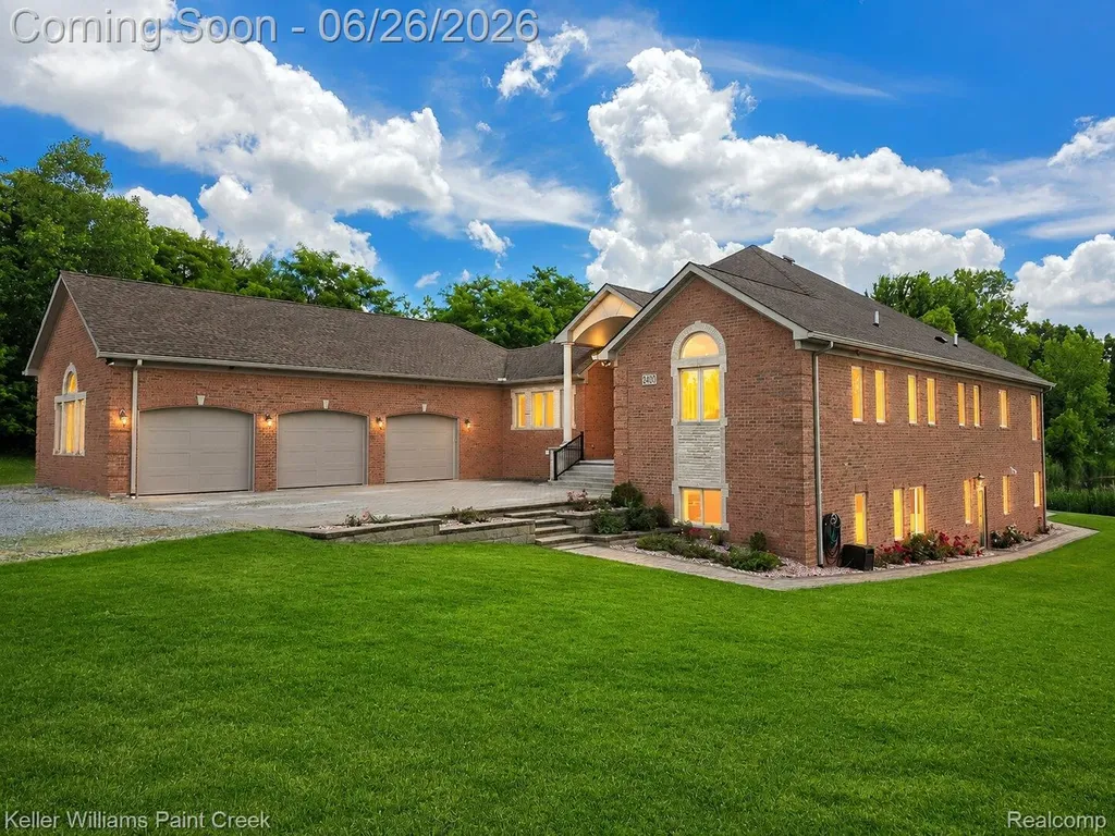 2400 Inwood Road Washington Township MI 48095