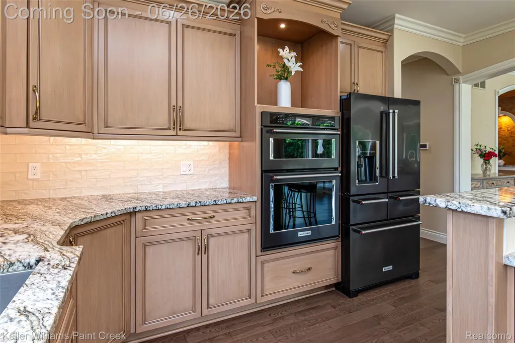 2400 Inwood Road Washington Township MI 48095