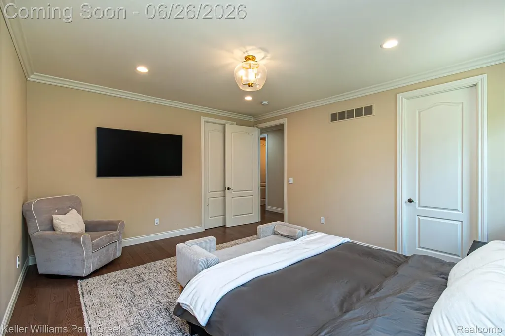 2400 Inwood Road Washington Township MI 48095