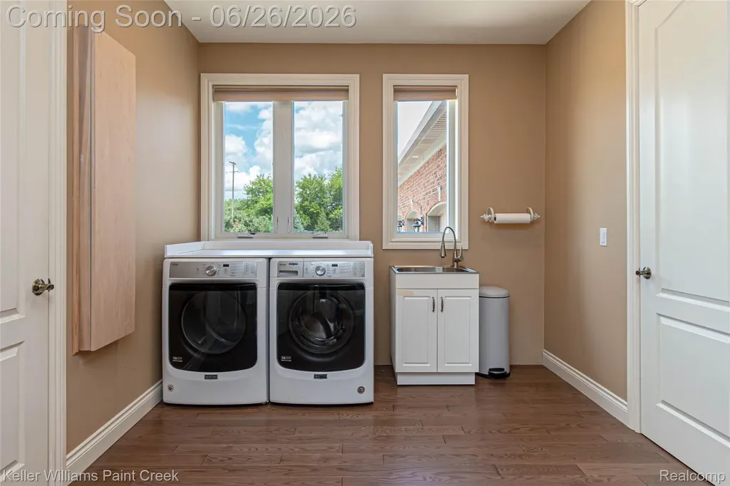2400 Inwood Road Washington Township MI 48095