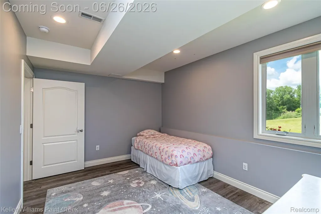2400 Inwood Road Washington Township MI 48095