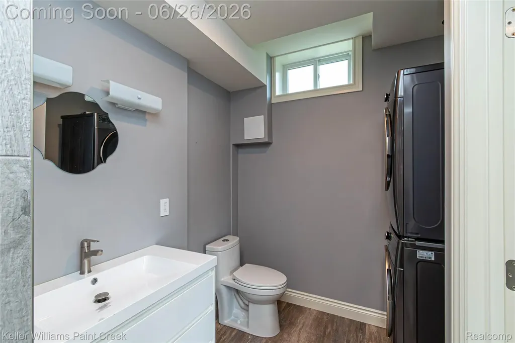 2400 Inwood Road Washington Township MI 48095