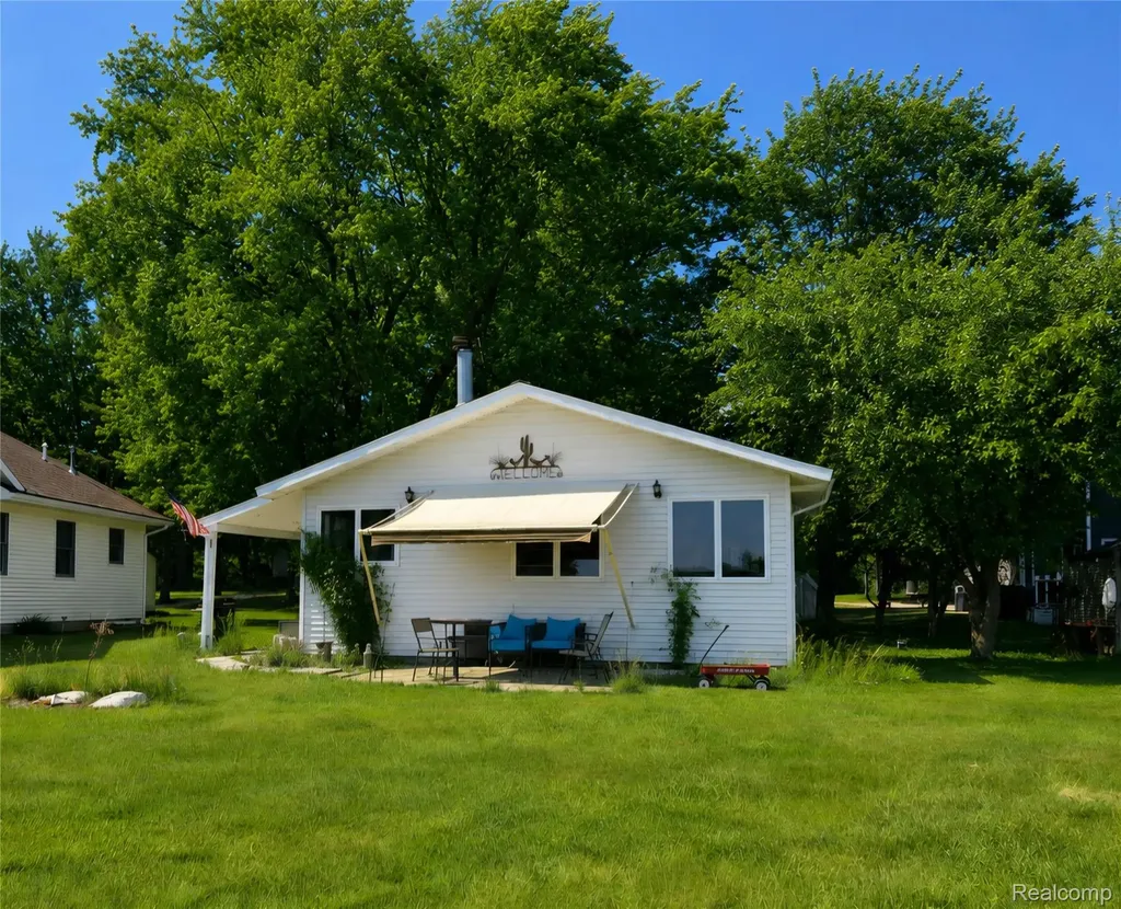6783 W Northshore Drive Lake Township MI 49651