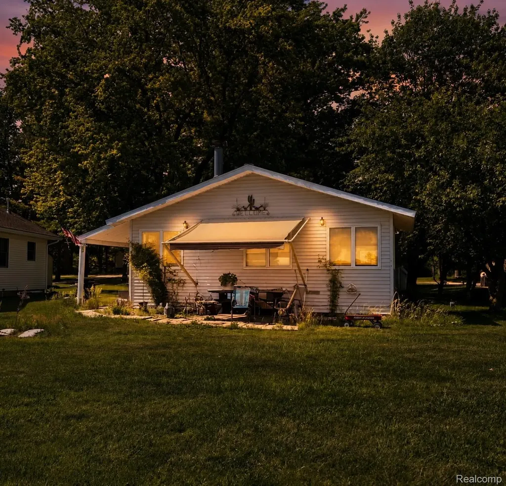 6783 W Northshore Drive Lake Township MI 49651